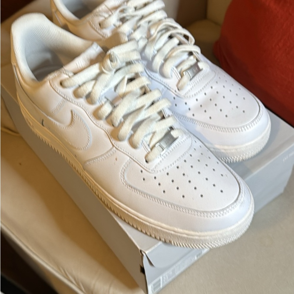 Nike Men's Classic White Sneakers